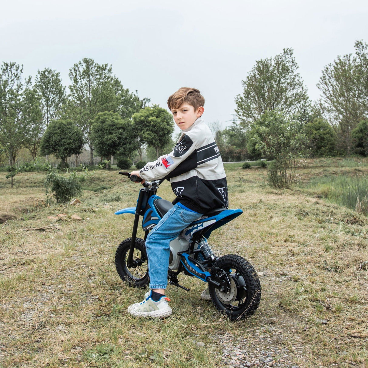 36V Ride On Kids Electric Dirt Bike for Teens – High-Performance Off-Road Adventure